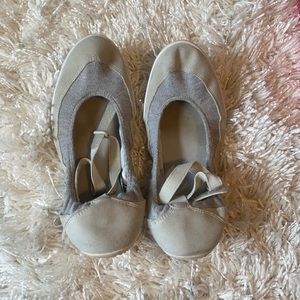 Nike pointe line,Velcro ankle strap ballet flats.